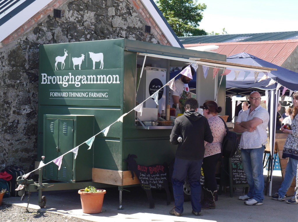 broughgammon-farm-street-food-ireland-open-farm-ireland-terriers-tweed-becky-gray